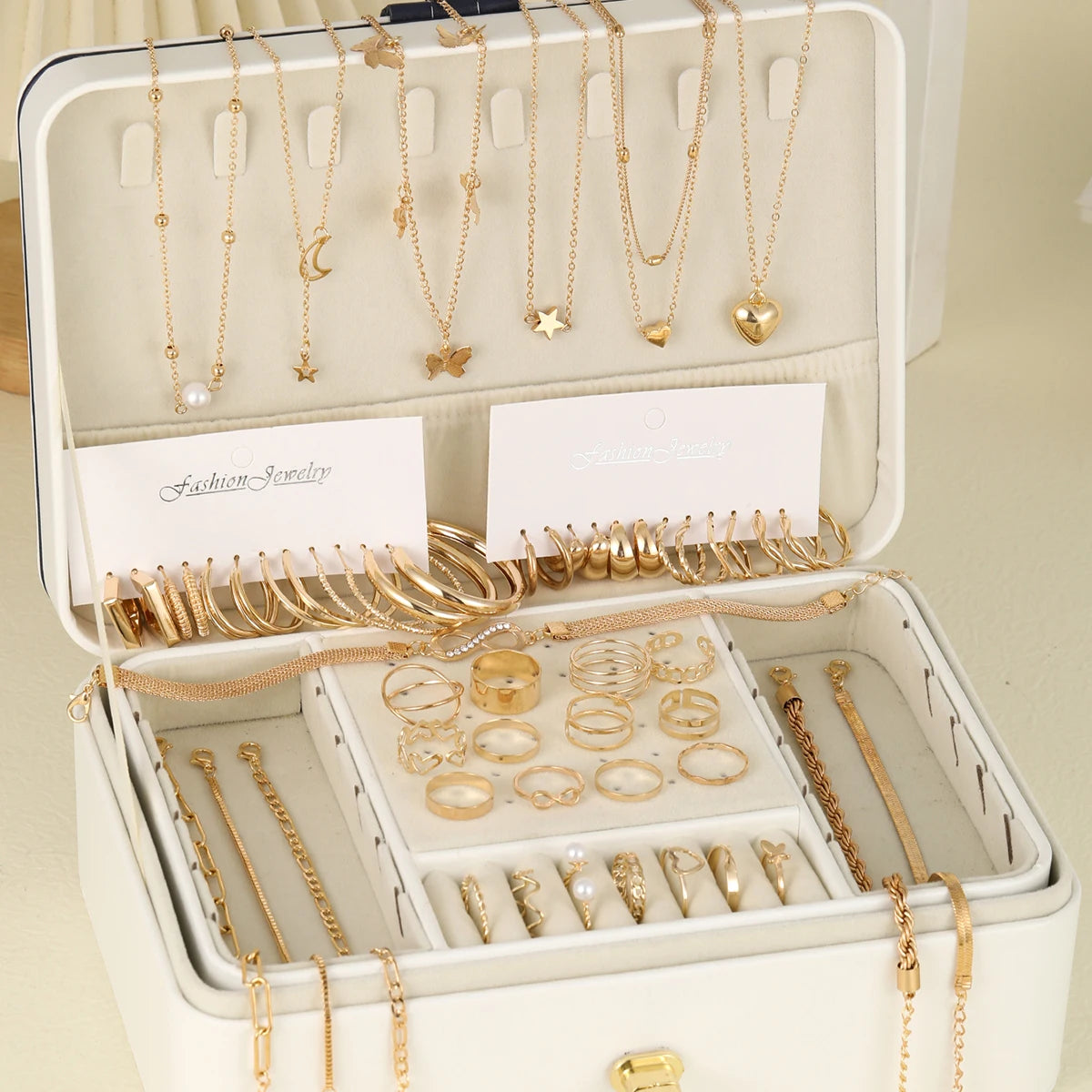 Chic Vintage Gold Jewelry Set: Stunning Pendant Necklace, Twisted C-Hoop Earrings, Elegant Rings & Bracelet for Everyday Glam!