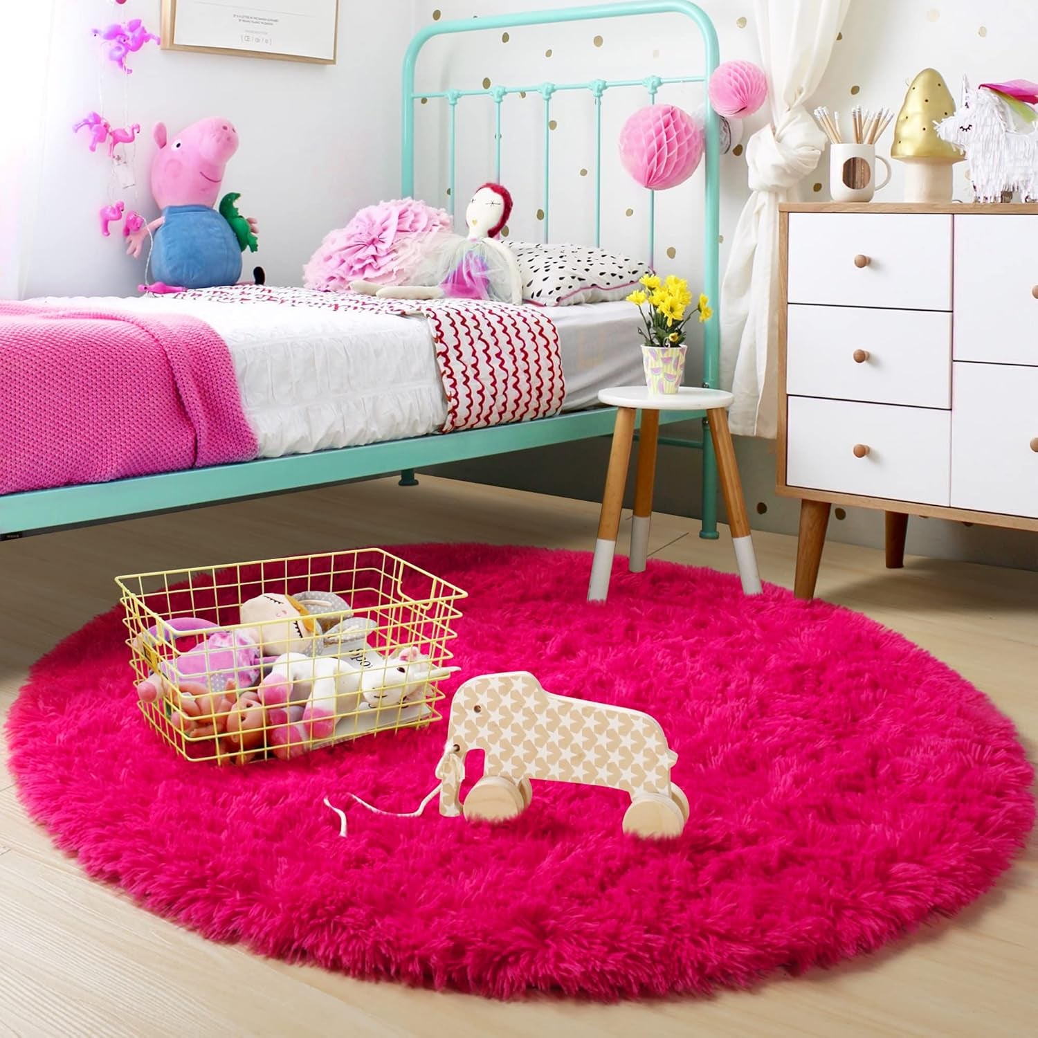 Hot Pink round Rug for Girls Bedroom,Fluffy Circle Rug 4'X4' for Kids Room,Furry Carpet for Teen Girls Room,Shaggy Circular Rug for Nursery Room,Fuzzy Plush Rug for Dorm,Pink Carpet,Cute Room Decor